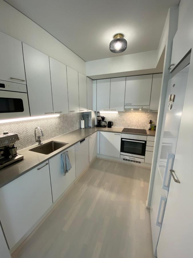 Luxury 1-Bedroom Apartment With Sauna And Sea View เฮลซิงกิ ภายนอก รูปภาพ